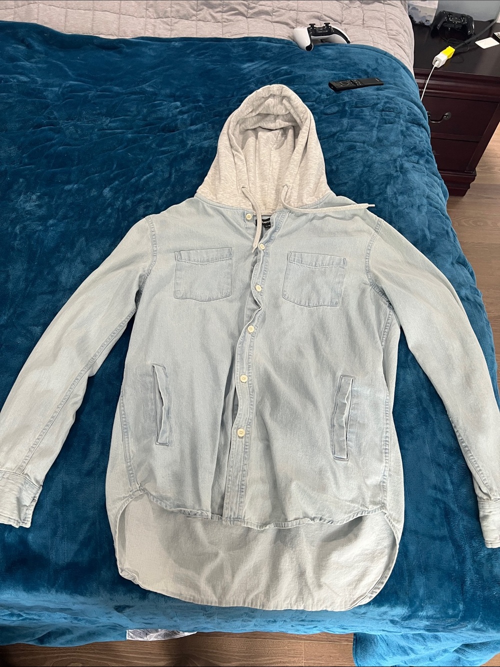 Bluenotes Light Wash Denim Hooded Jacket L/G